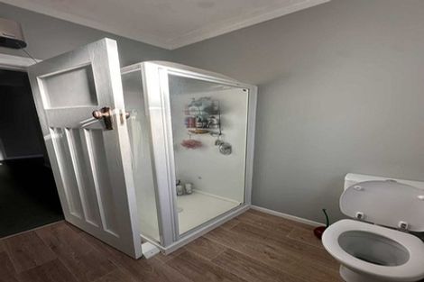 Photo of property in 10 Helen Street, Brooklyn, Wellington, 6021