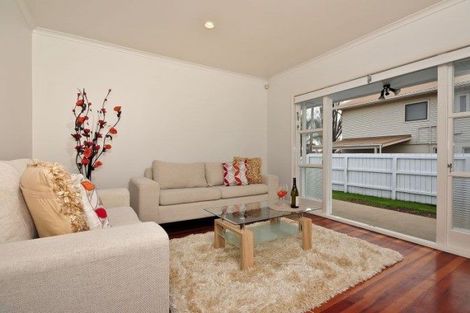 Photo of property in 122 Fox Street, Hamilton East, Hamilton, 3216