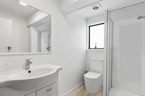 Photo of property in 28 Sunny Bay Road, Matua, Tauranga, 3110