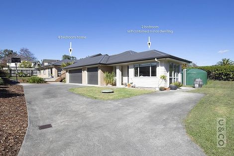 Photo of property in 23 Crabb Fields Lane, Riverhead, 0820