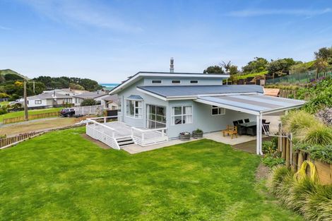 Photo of property in 8 Tainui Street, Mokau, 4376