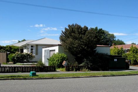 Photo of property in 70 Staveley Street, Avonhead, Christchurch, 8042