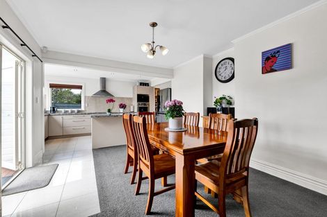 Photo of property in 336 South Road, Hawera, 4610