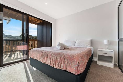 Photo of property in 4 St Claire Road, Silverdale, 0932