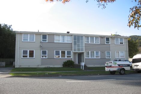 Photo of property in 91-97 Kowhai Street, Naenae, Lower Hutt, 5011