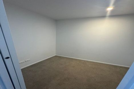 Photo of property in 13 Eileen Newey Place, Henderson, Auckland, 0612