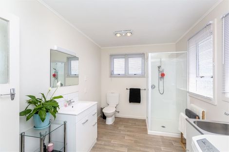 Photo of property in 153 Ngamotu Road, Spotswood, New Plymouth, 4310