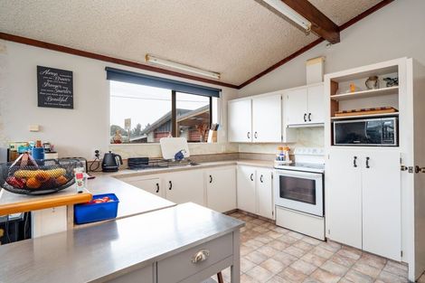 Photo of property in 89 Dalwharn Street, Wallacetown, 9816