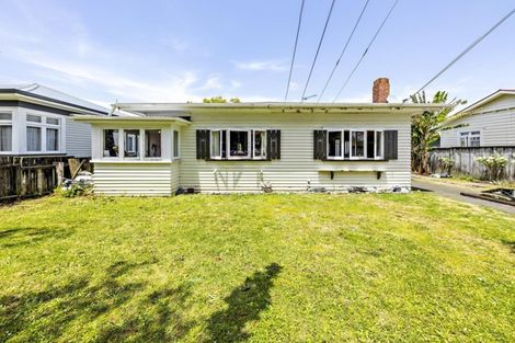 Photo of property in 6 Princes Street, Pukekohe, 2120