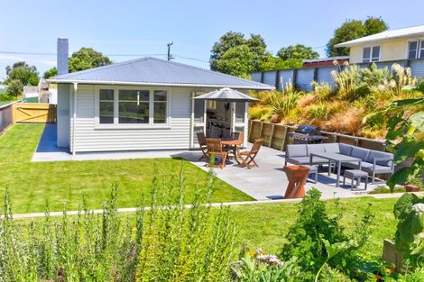 Photo of property in 29 Manuka Street, Castlecliff, Whanganui, 4501