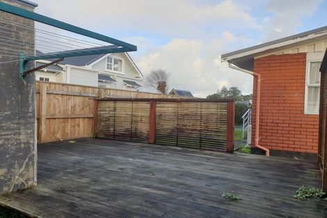 Photo of property in 1/58 Paynters Avenue, Strandon, New Plymouth, 4312