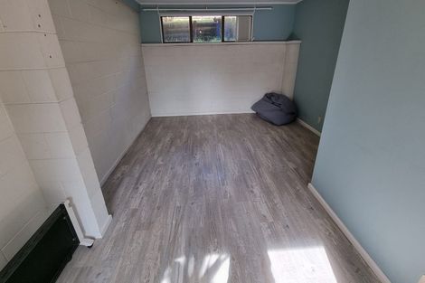 Photo of property in 2/3 Oaktree Avenue, Browns Bay, Auckland, 0630