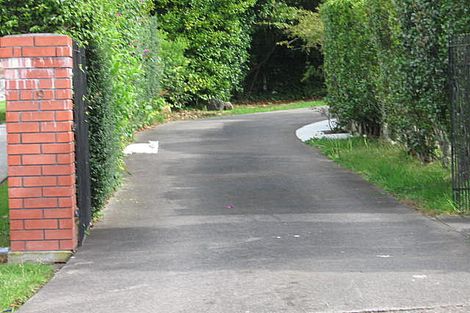 Photo of property in 19 Lyndhurst Road, Te Atatu South, Auckland, 0610