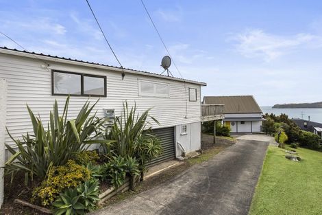 Photo of property in 23 Melandra Road, Stanmore Bay, Whangaparaoa, 0932