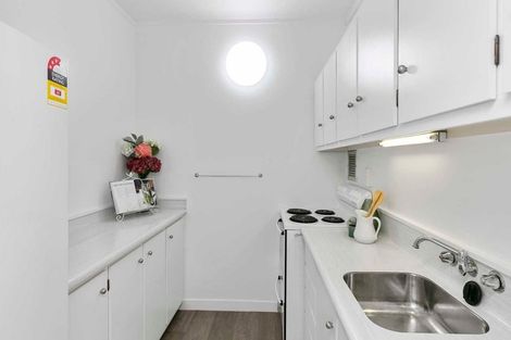 Photo of property in Hobson Court Flats, 22/70u Hobson Street, Thorndon, Wellington, 6011