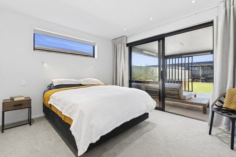 Photo of property in 22 Dunn Street, Lake Hawea, Wanaka, 9382