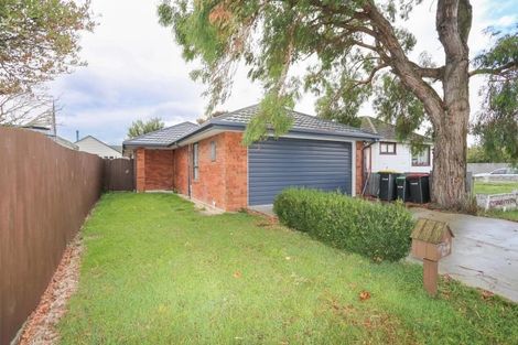Photo of property in 51 Matlock Street, Woolston, Christchurch, 8062