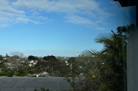 Photo of property in 40b Knightsbridge Drive, Forrest Hill, 0620