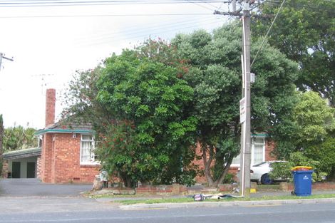 Photo of property in 70a Titirangi Road, New Lynn, Auckland, 0600