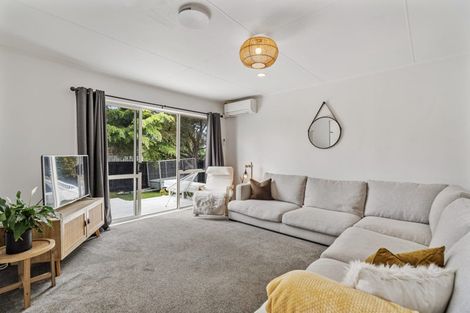 Photo of property in 2a Helga Crescent, Te Atatu Peninsula, Auckland, 0610