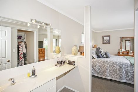 Photo of property in 6 Jacaranda Court, Pukekohe, 2120