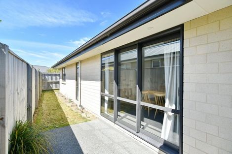 Photo of property in 16 Streamside Terrace, Kaiapoi, 7630