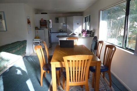 Photo of property in 43a Forrest Hill Road, Milford, Auckland, 0620