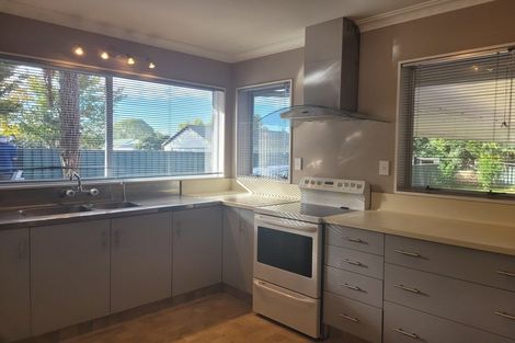 Photo of property in 89 Hall Street, Cambridge, 3434