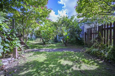 Photo of property in 1209 Willowpark Road North, Mayfair, Hastings, 4122