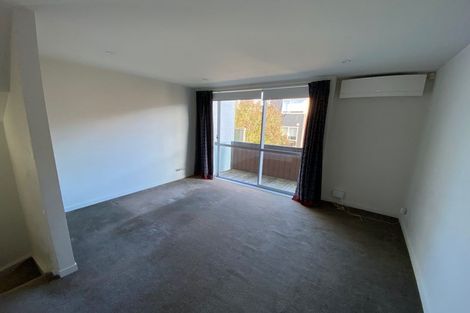 Photo of property in Altar Apartments, 3/120 Rintoul Street, Newtown, Wellington, 6021