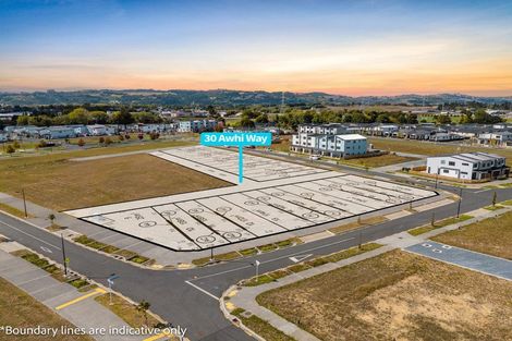 Photo of property in 30 Awhi Way, Karaka, 2578