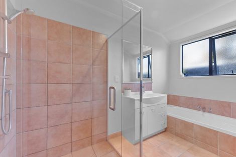 Photo of property in 18 Monaco View, Stoke, Nelson, 7011