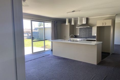 Photo of property in 32 Te Huia Drive, Flagstaff, Hamilton, 3210