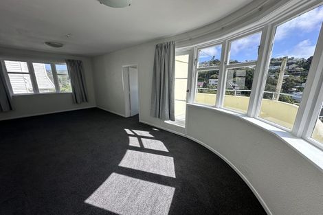 Photo of property in 20u2 Saint Michaels Crescent, Kelburn, Wellington, 6012