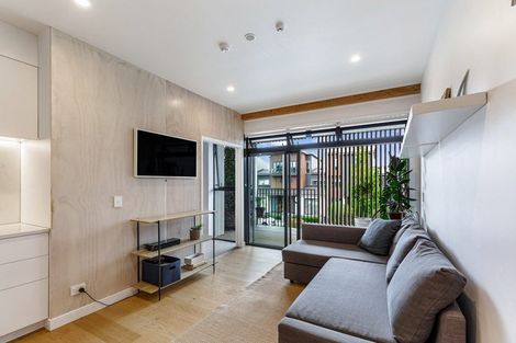 Photo of property in 6/167 Hobsonville Point Road, Hobsonville, Auckland, 0616