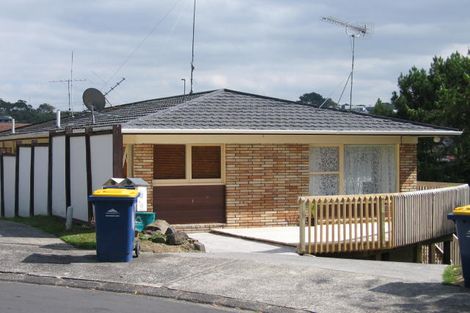 Photo of property in 23 Robin Lane, Browns Bay, Auckland, 0630