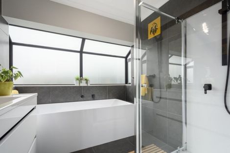 Photo of property in 74r Pyes Pa Road, Pyes Pa, Tauranga, 3112