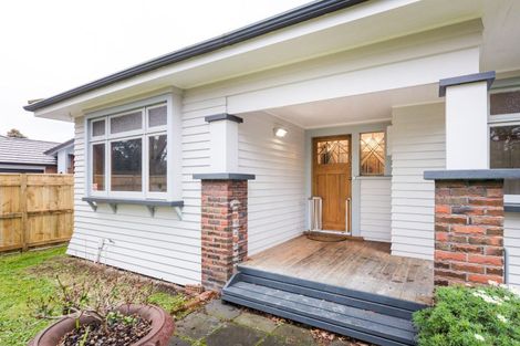 Photo of property in 31 Manapouri Crescent, Hokowhitu, Palmerston North, 4410