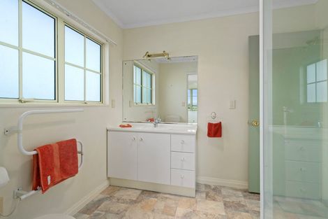 Photo of property in 77a Taylor Street, Cambridge, 3434