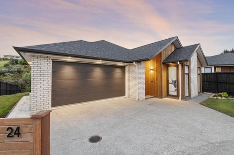 Photo of property in 24 Kahu Close, Orewa, 0931