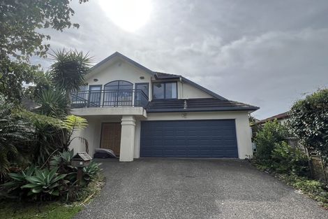 Photo of property in 12 Lone Tree Avenue, Te Atatu Peninsula, Auckland, 0610