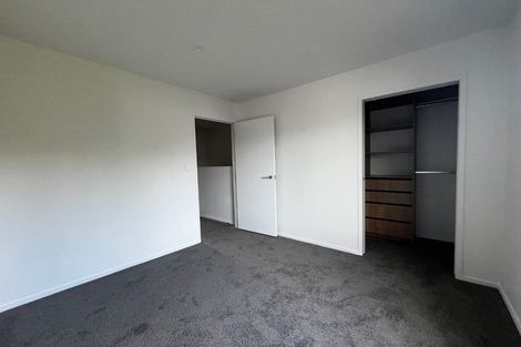 Photo of property in 21 Divich Avenue, Te Atatu South, Auckland, 0610