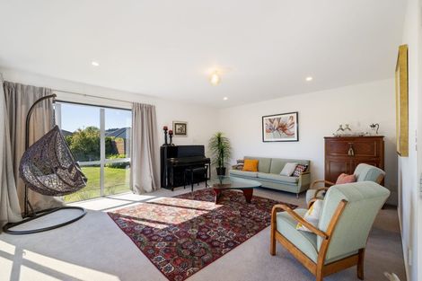 Photo of property in 2 Ormandy Court, Amberley, 7410