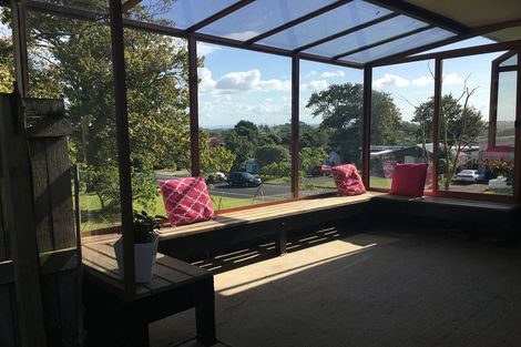 Photo of property in 14 Murvale Drive, Bucklands Beach, Auckland, 2014