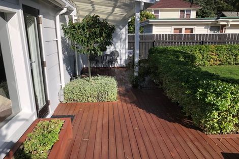 Photo of property in 25 Falkirk Avenue, Seatoun, Wellington, 6022