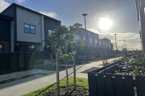 Photo of property in 15 Selo Street, Glen Eden, Auckland, 0602