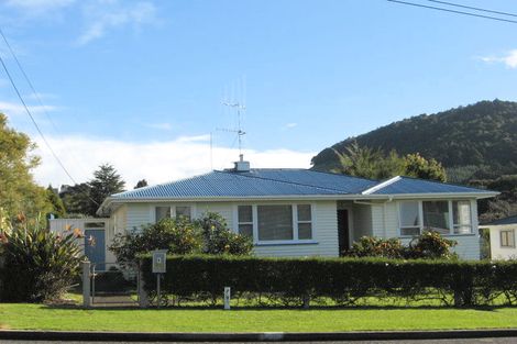 Photo of property in 6 Tuatara Drive, Te Kamo, Whangarei, 0112