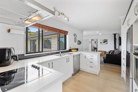 Photo of property in 40 Kinloch Drive, Bethlehem, Tauranga, 3110