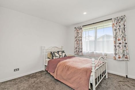 Photo of property in 12 Peregrine Crescent, Rolleston, 7615