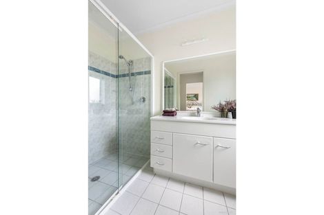 Photo of property in 237 Kilkenny Drive, East Tamaki Heights, Auckland, 2016